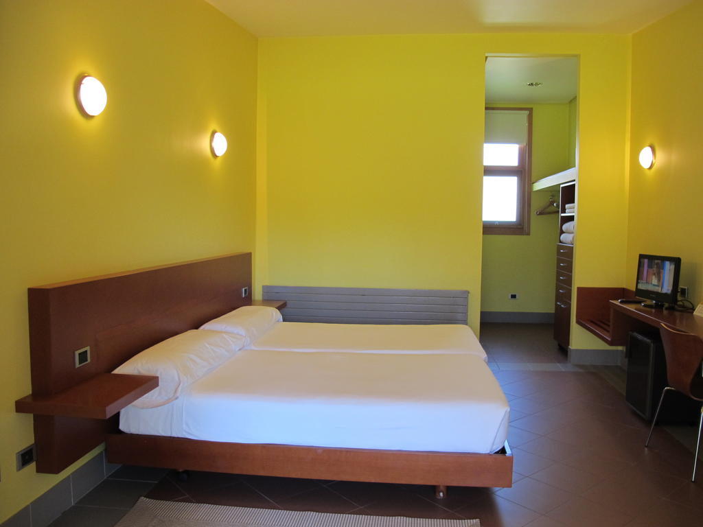 Cova Da Balea Guest House Aldan Room photo